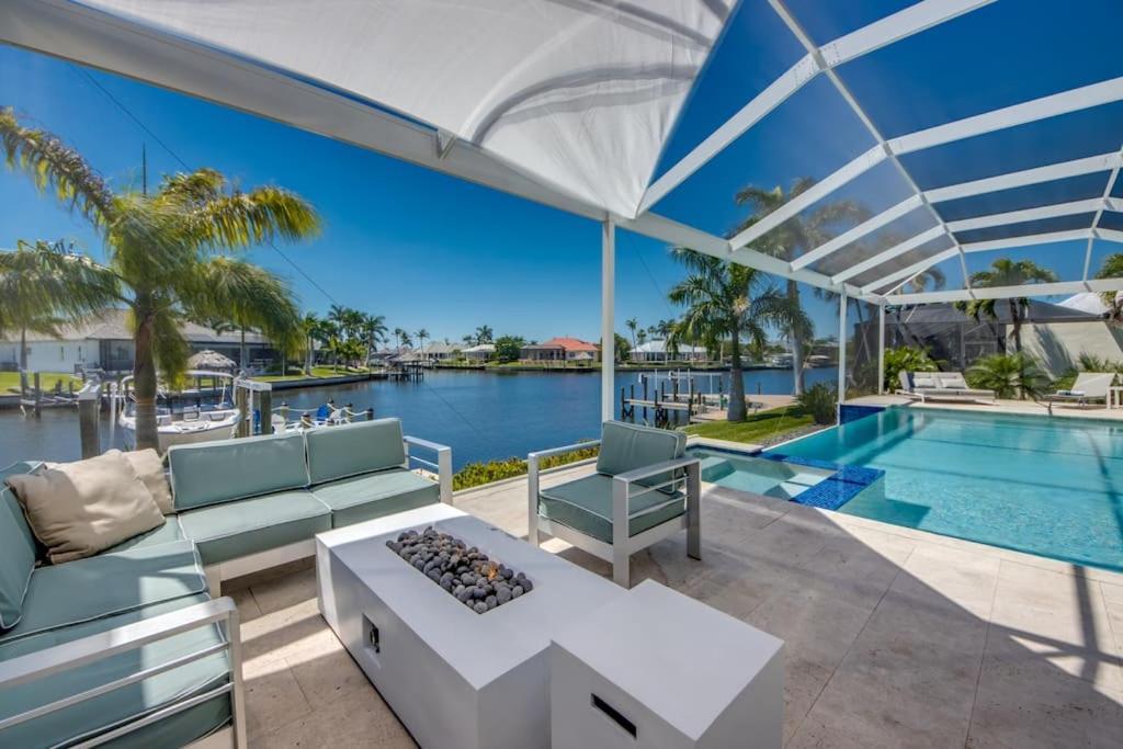 Villa Sensation By Coralvilla - New,Modern With Pool Cape Coral Exterior foto