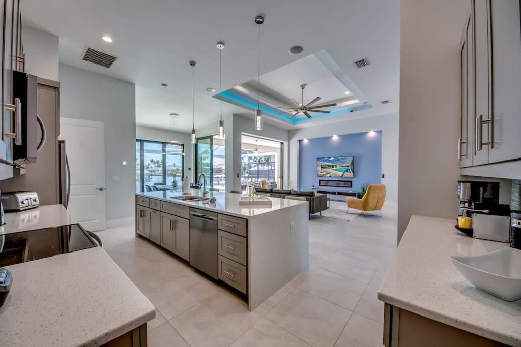 Villa Sensation By Coralvilla - New,Modern With Pool Cape Coral Exterior foto